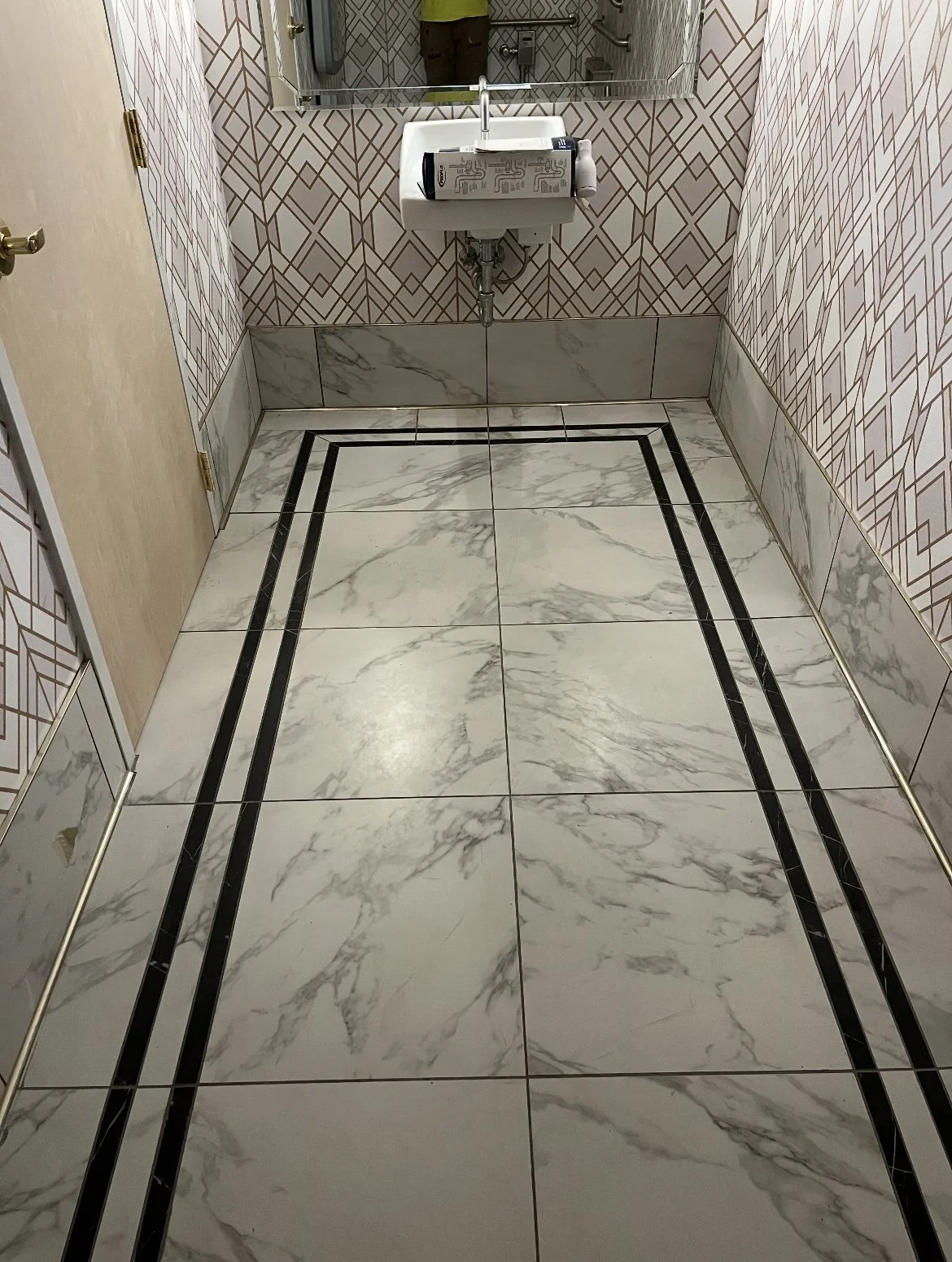 Jeff Ruby's Steakhouse — Entrance